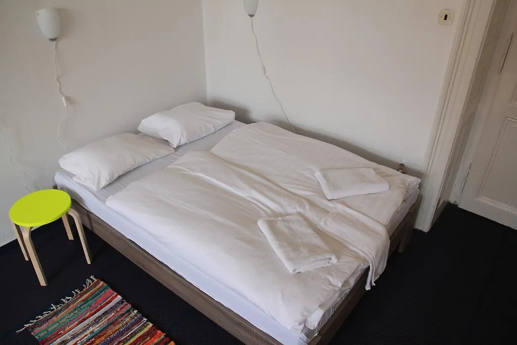 Apartment Rimska 34 プラハ チェコ