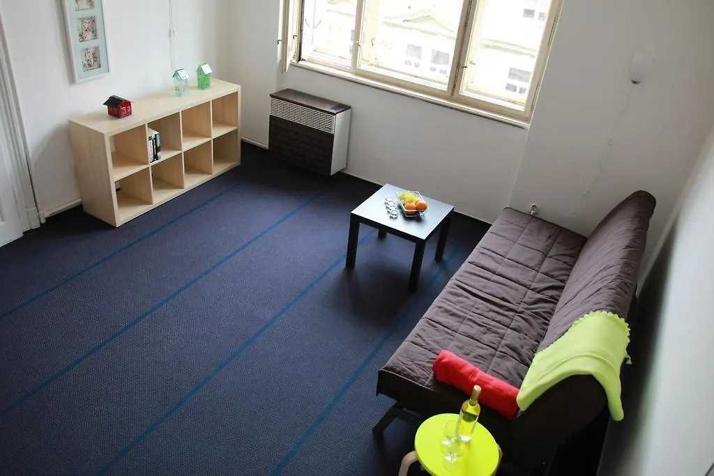 Apartment Rimska 34 Prag