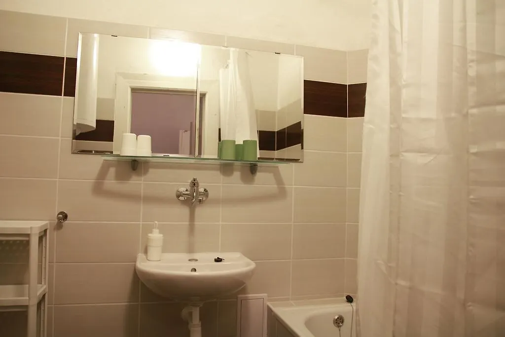 Apartment Rimska 34 Prag 0*,